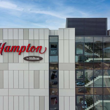ホテル Hampton By Hilton ハイワイクーム エクステリア 写真