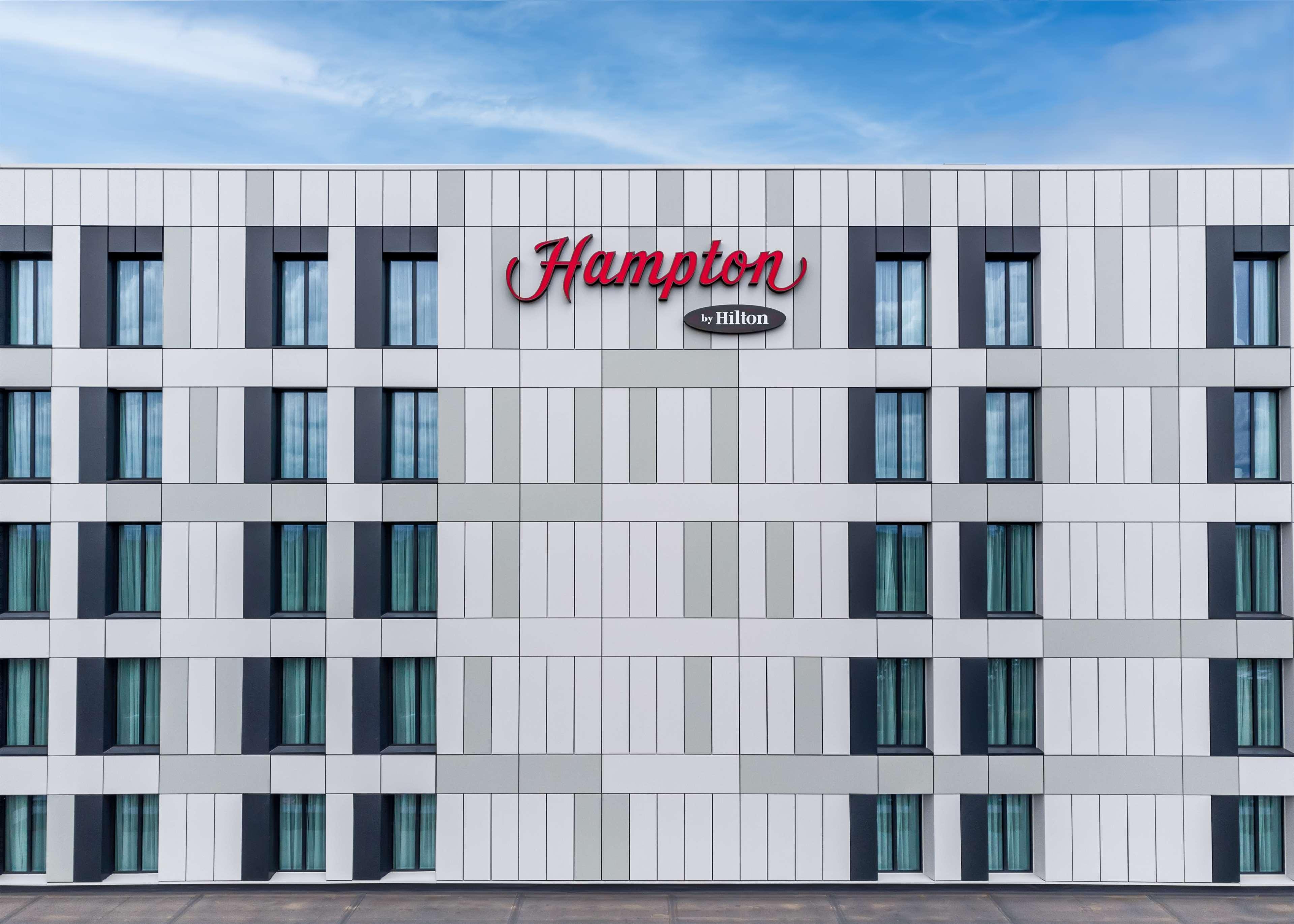 ホテル Hampton By Hilton ハイワイクーム エクステリア 写真