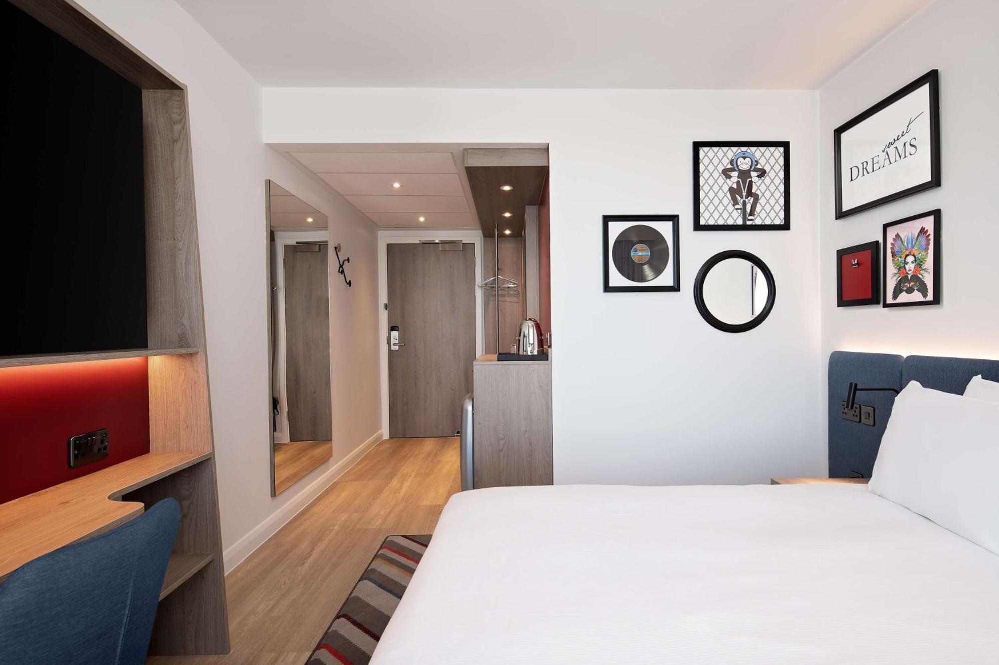 ホテル Hampton By Hilton ハイワイクーム エクステリア 写真