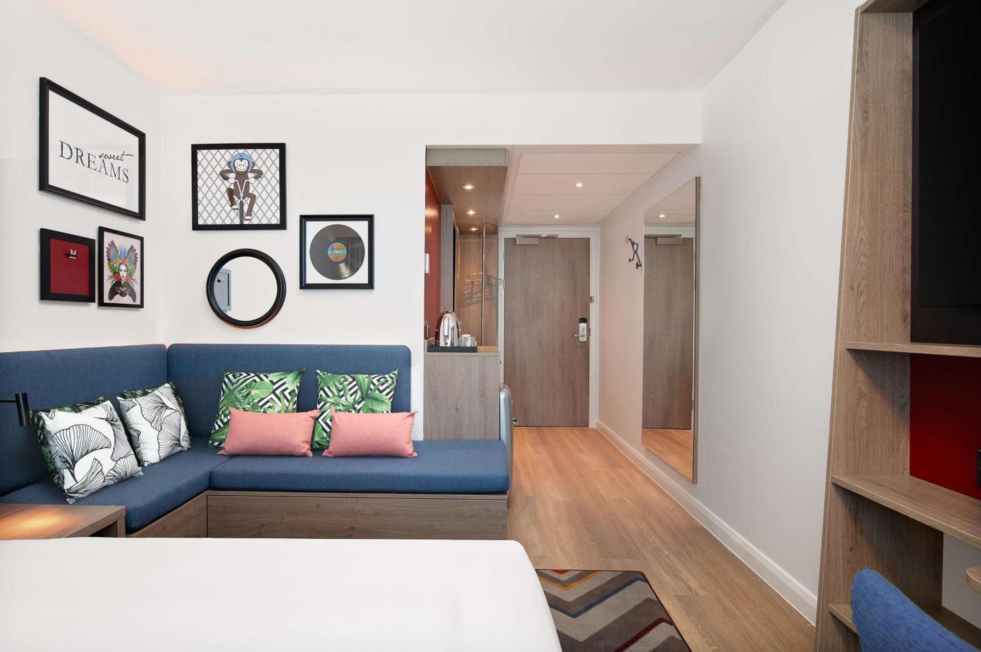 ホテル Hampton By Hilton ハイワイクーム エクステリア 写真