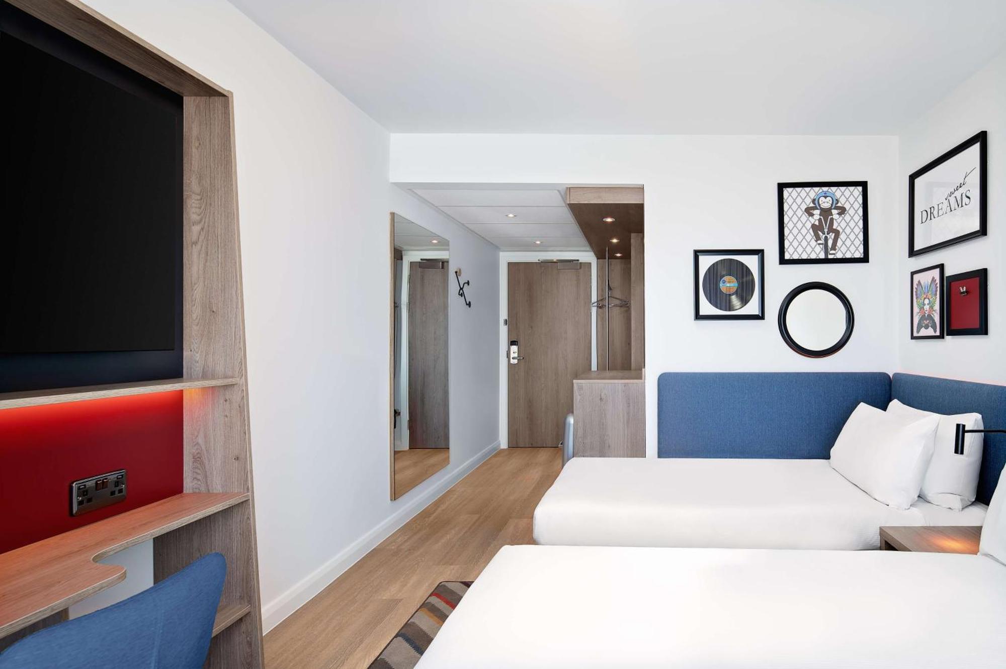 ホテル Hampton By Hilton ハイワイクーム エクステリア 写真