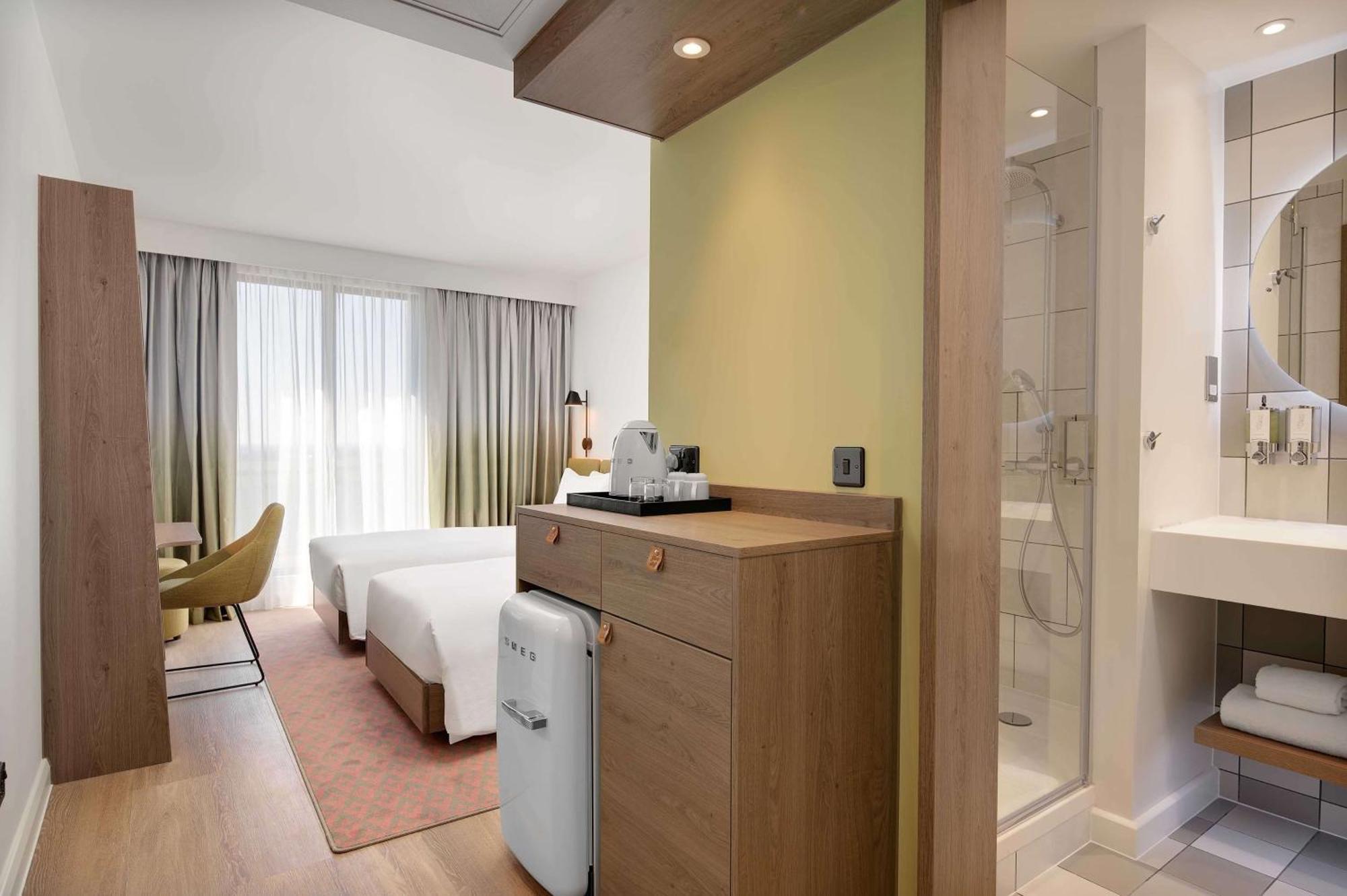 ホテル Hampton By Hilton ハイワイクーム エクステリア 写真