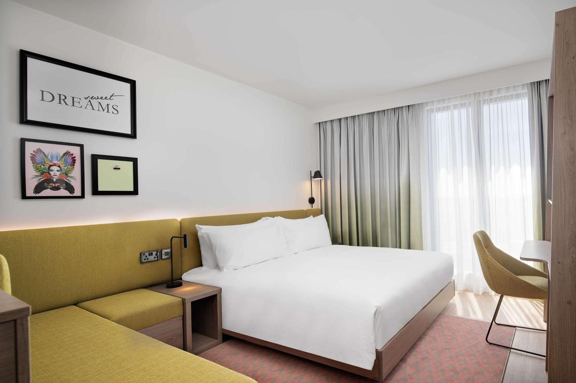 ホテル Hampton By Hilton ハイワイクーム エクステリア 写真