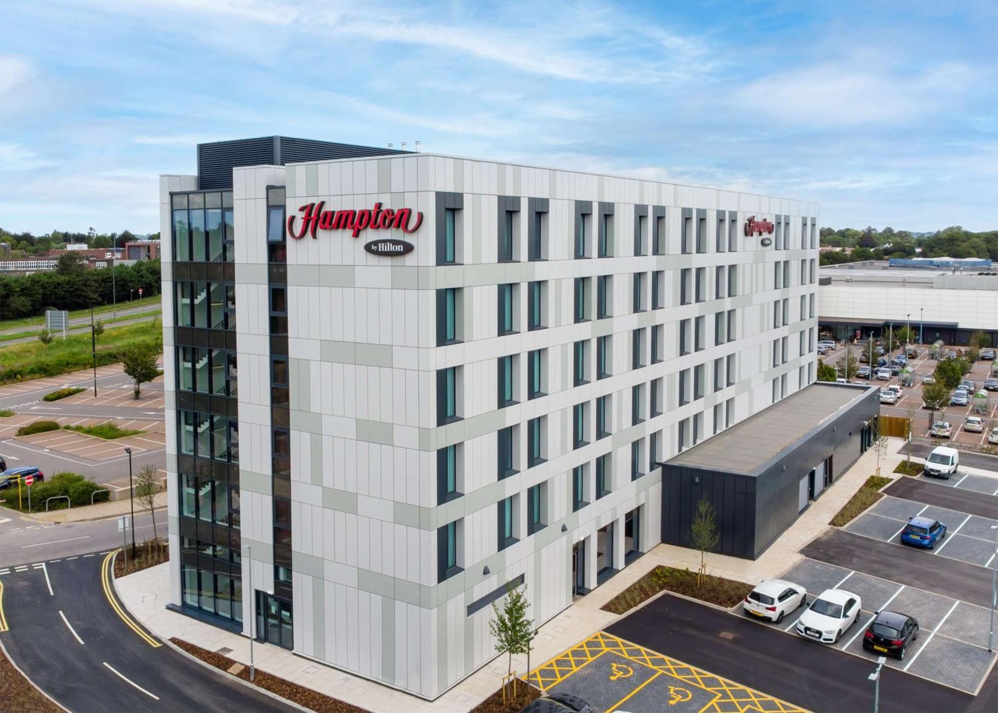ホテル Hampton By Hilton ハイワイクーム エクステリア 写真